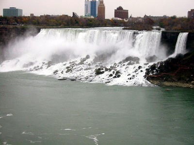 American Falls,iCAK̑̃AJ