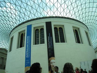 Inside of the British Museum,pق̂Ȃ