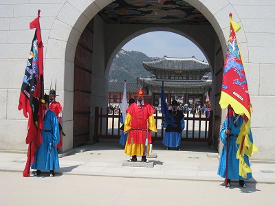 Gwanghwamun royal guards,i{̌