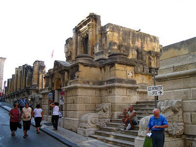 The ruins of the Royal Opera House,pЂ̃CIy